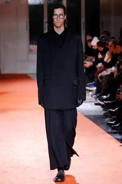 Look 39